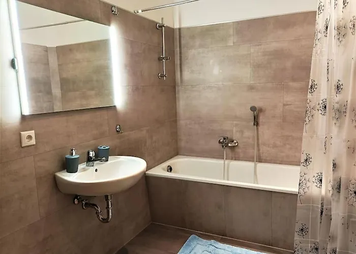 Апартаменты Modernes Mit Balkon Магдебург